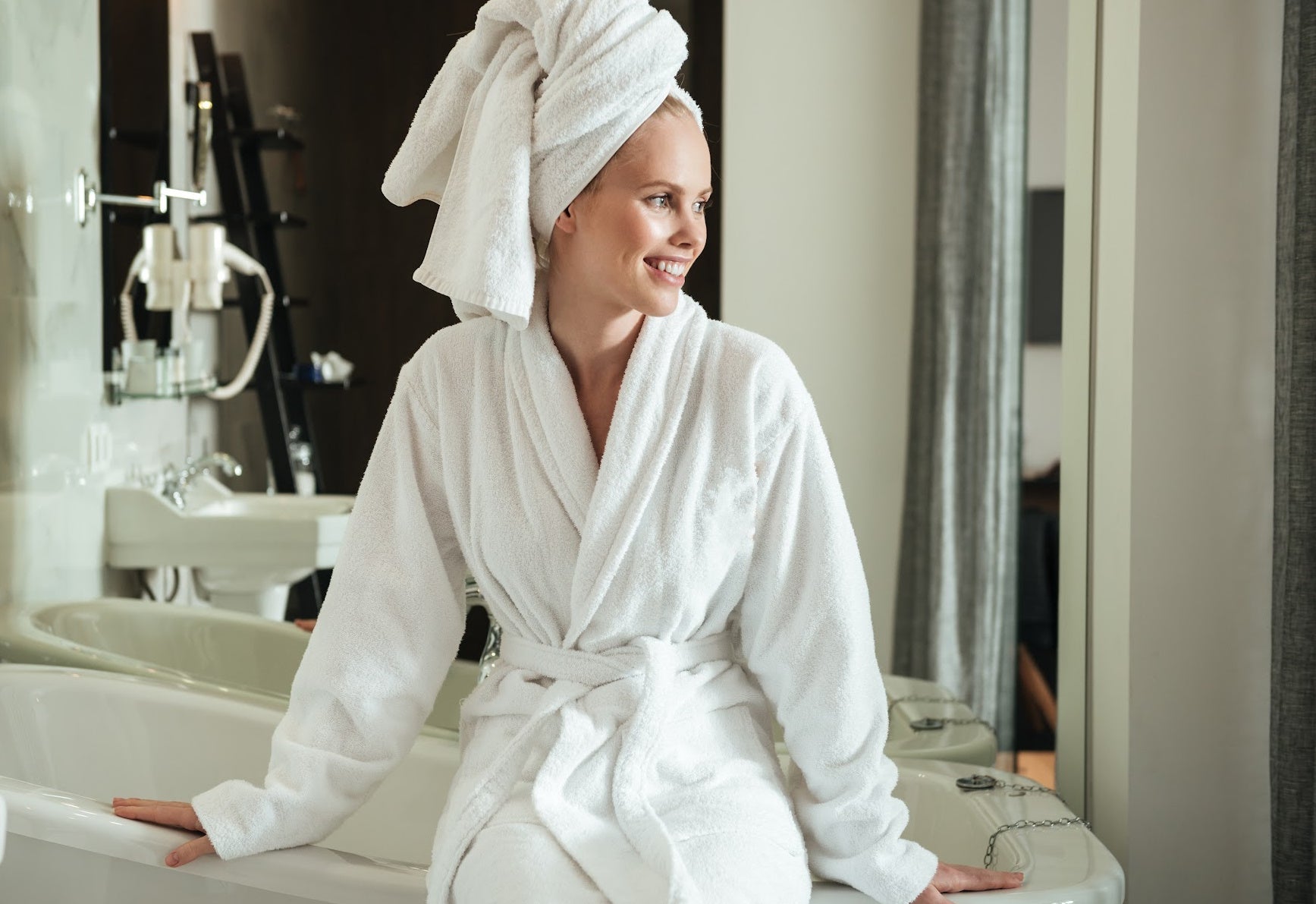 Our 5 Hacks For Agelessly Radiant Skin