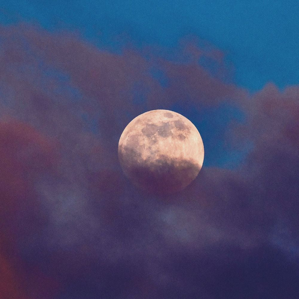 A New Cycle of Seven