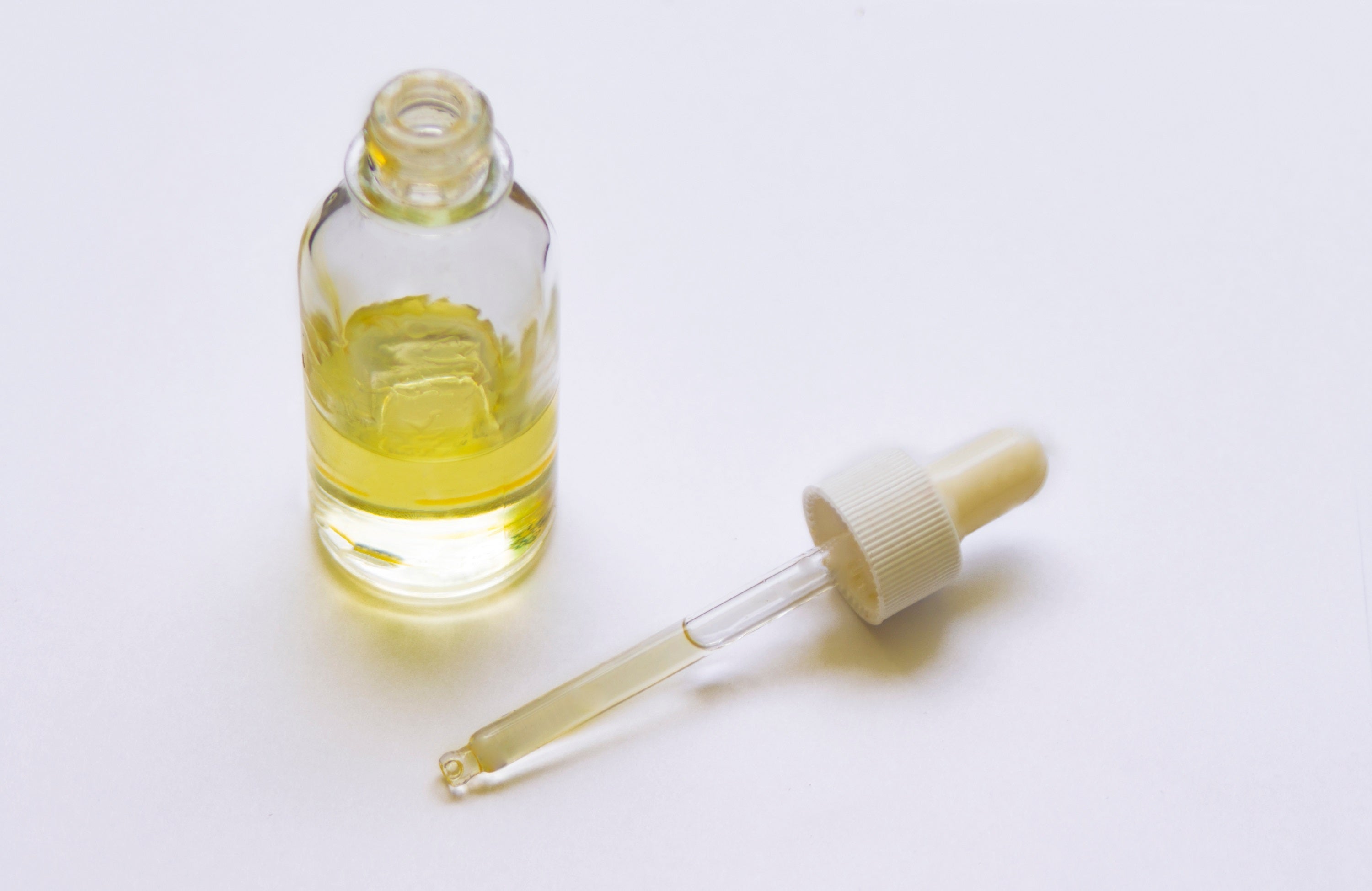 Natural Beauty: 4 Facial Oils To Boost Your Glow