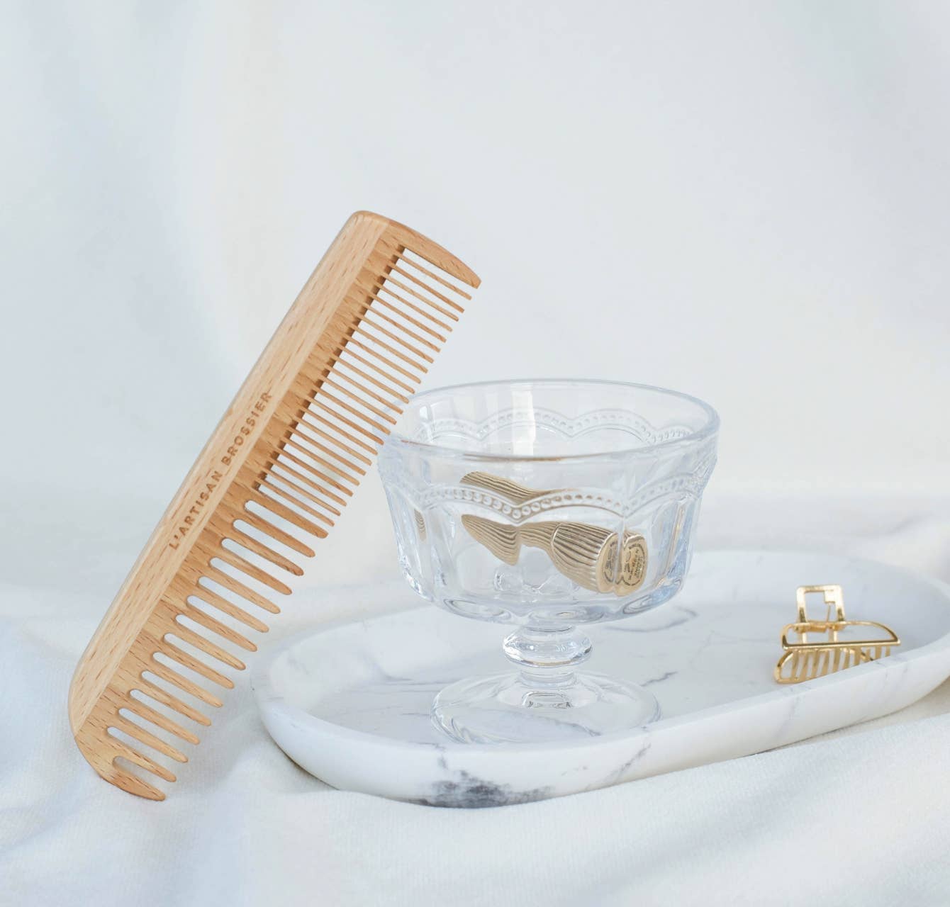 Large beech wood comb